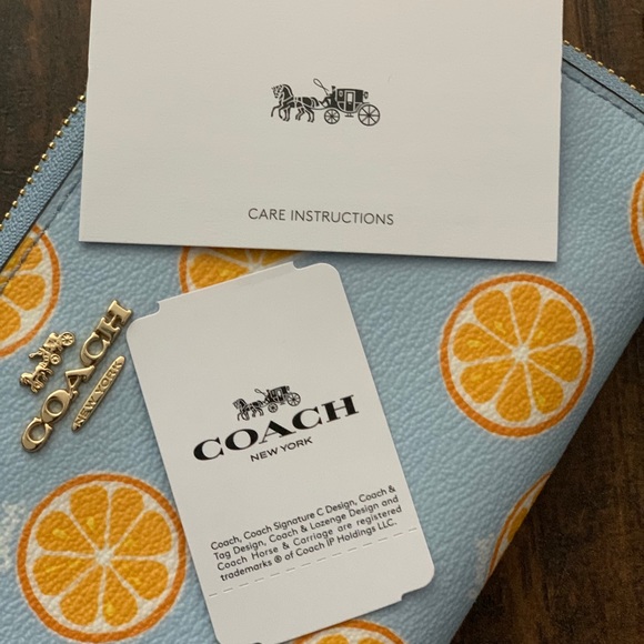 Coach wallet - Picture 3 of 7